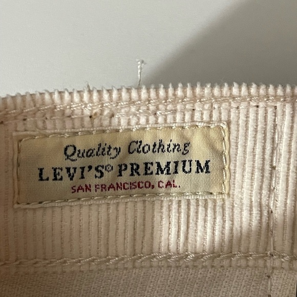 Levi’s Premium Corduroy Pants Women Ivory Middy Ankle Bootcut 33x27 Size 16 New - Picture 6 of 11